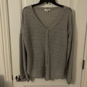 Umgee Tops Women Small‎ Gray & Ivory Soft Boxy Hi Low Shirt Loose Waffle V Neck